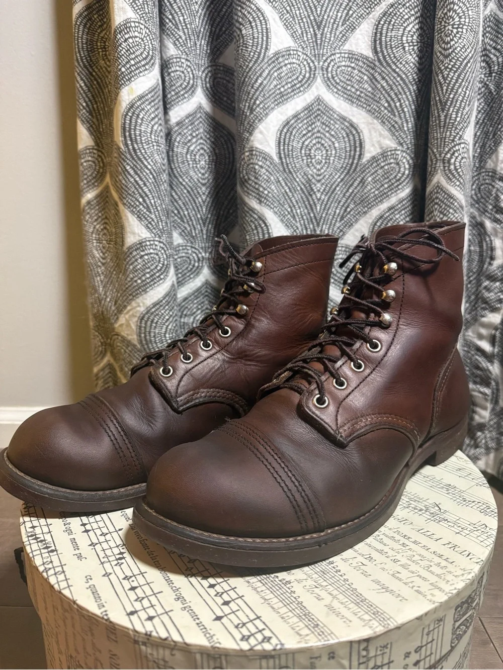 Red Wing Iron Ranger 8111 Amber Harness Leather Boots Size 8 E2 Wide